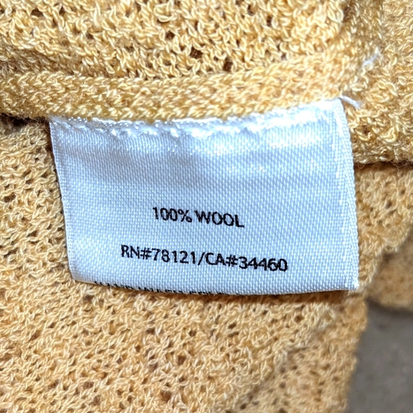 Mustard yellow Eileen Fisher light weight wool knit v-neck top | Size L‎ - Picture 7 of 7